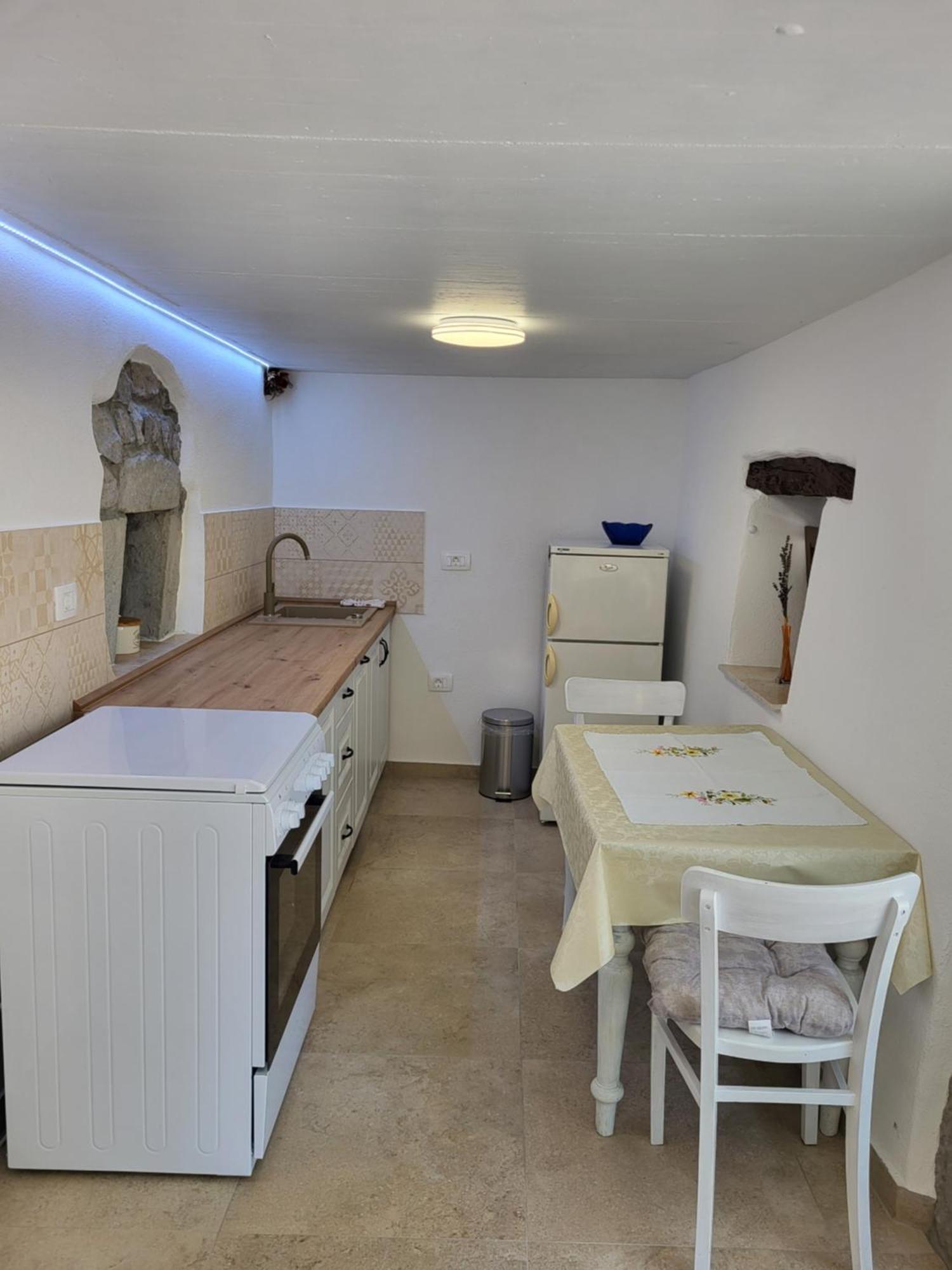 Apartman Studio Baladur Roc Exterior photo